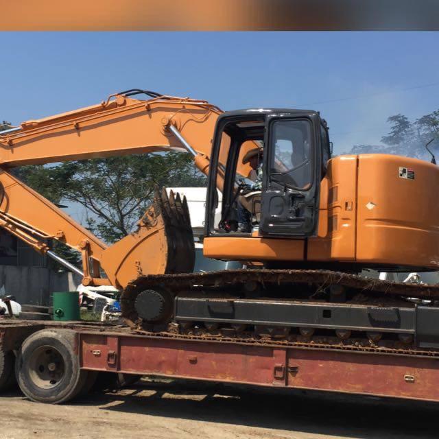 Excavadora para trabajos de movimiento de tierra